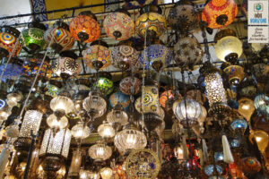 01. Turkey, colourful lamps at Kapalı Çarşı bazaar, Istanbul